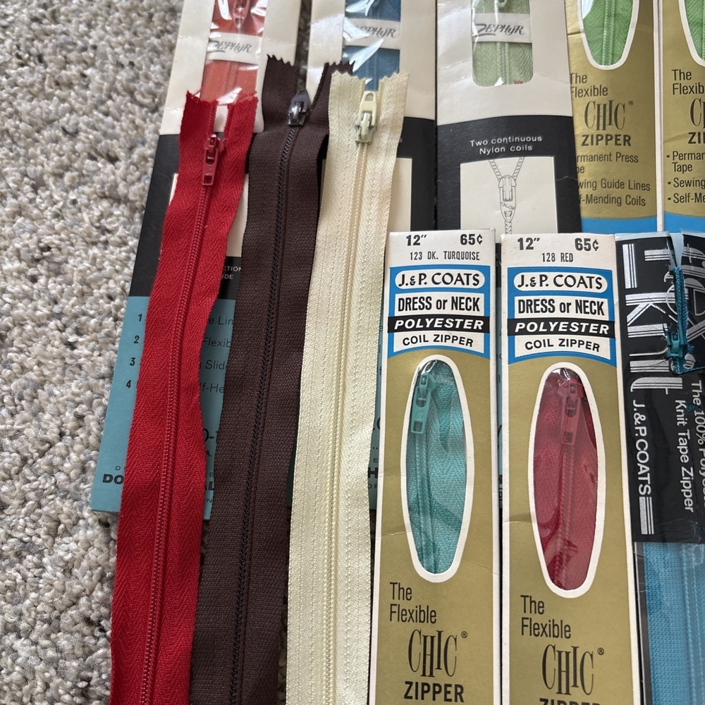 J.P. Coats Nylon Zippers NIP  16"-22" assorted colors lot of 7 - Picture 6 of 7